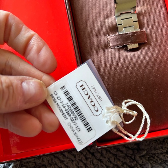 Womens Coach Silvertone Bangle watch - Picture 3 of 5